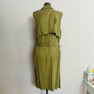 Olive Green Sleeveless Trench Coat